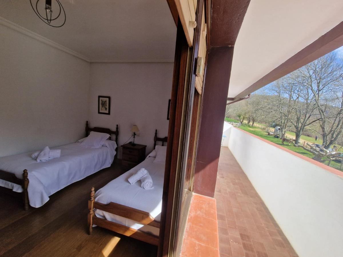 Hostal Lizuniaga Bera  Exterior foto